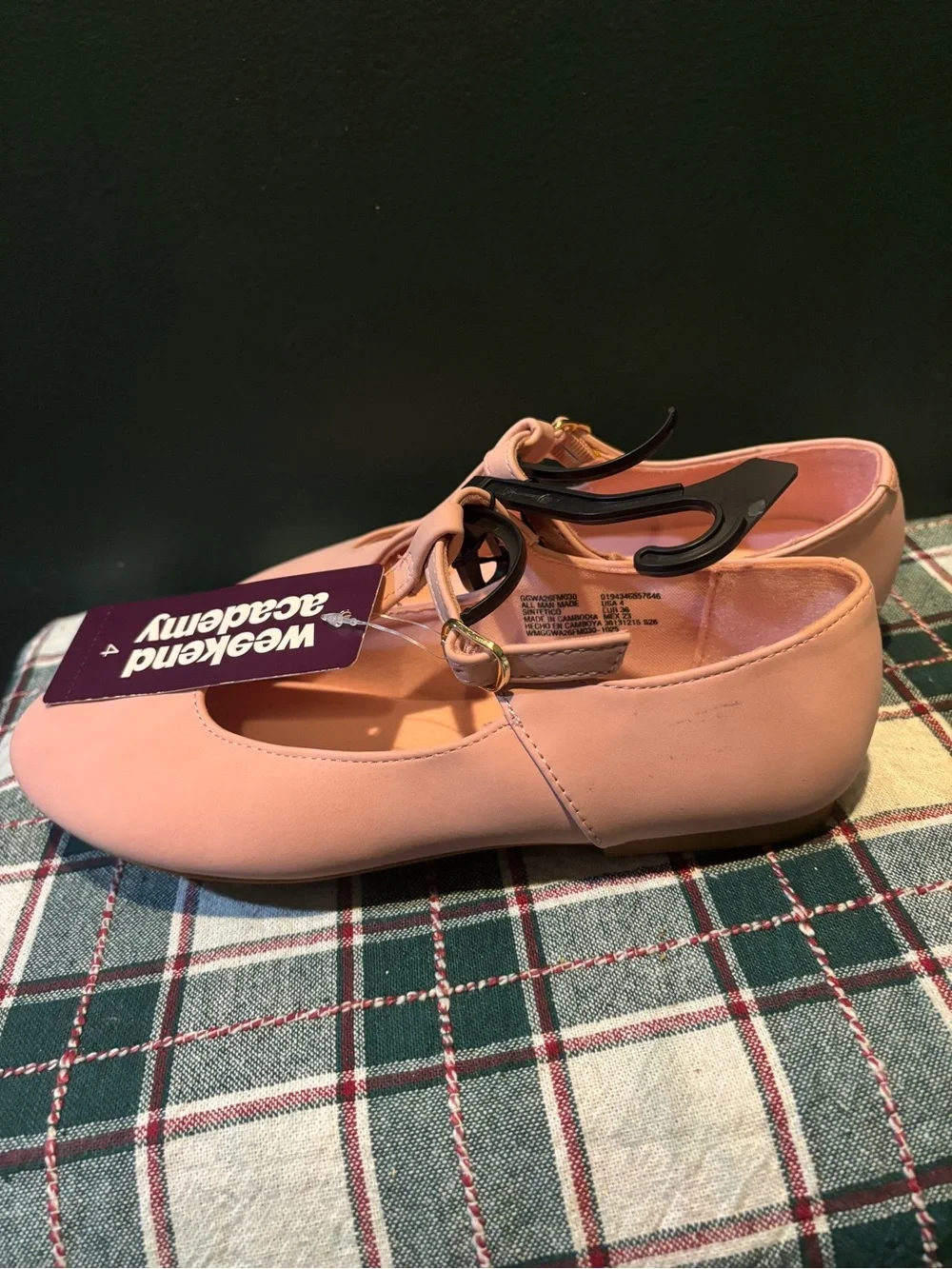NWT Girls Pink T-Strap Ballet Flats